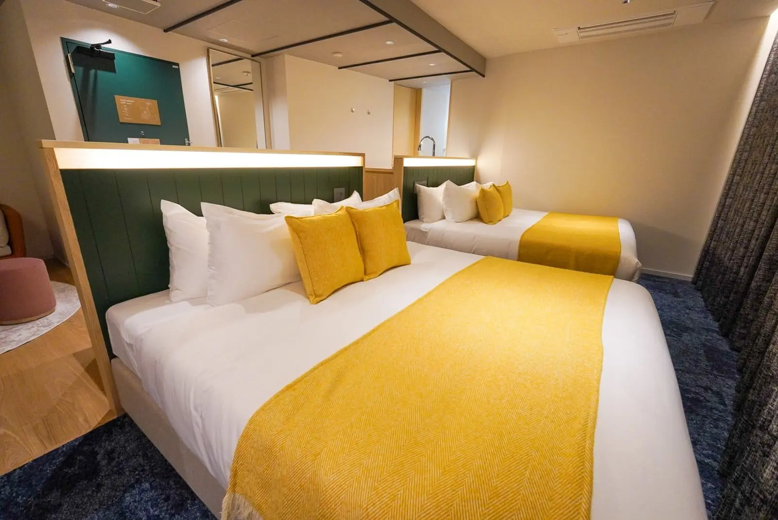 THE GALA HOTEL 4